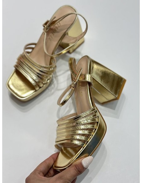 Tacón Honduras dorado