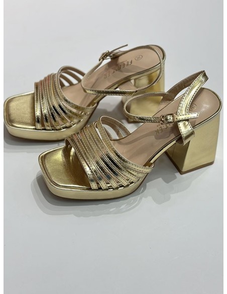 Tacón Honduras dorado