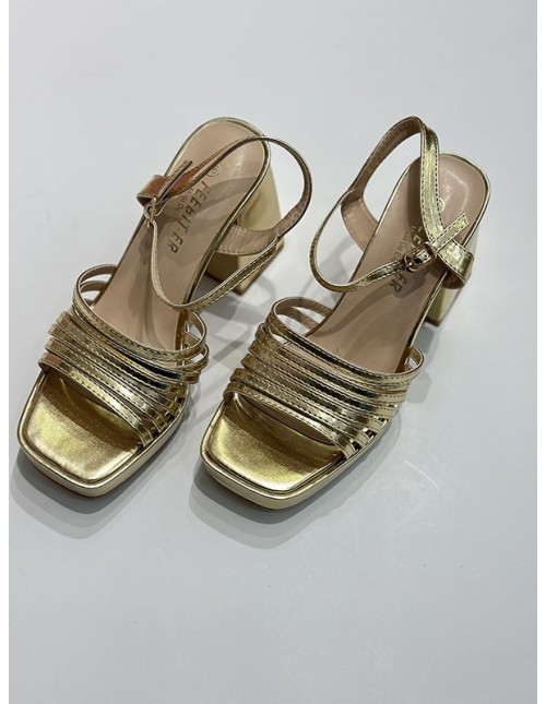 Tacón Honduras dorado