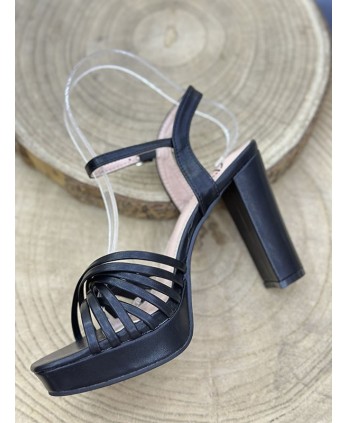 Tacón Barcelona negro