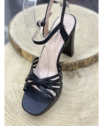 Tacón Barcelona negro 2