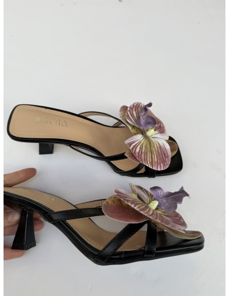 Tacón Jardín Negro