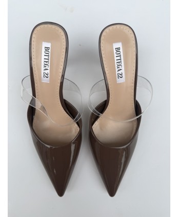 Tacón Carmen Marrón 2