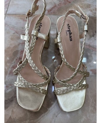 Tacón Fany Dorado 2