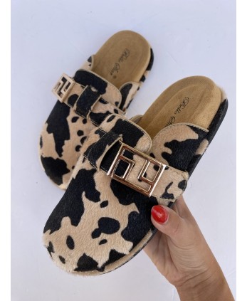 Zuecos Hebilla Cow