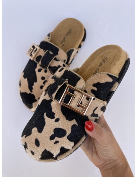 Zuecos Hebilla Cow