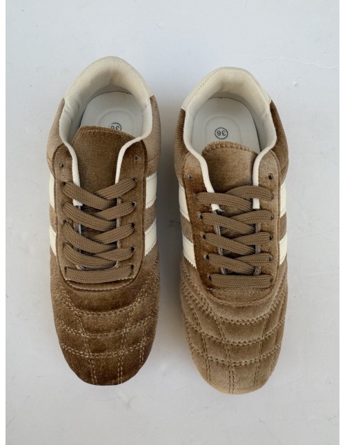 Deportiva Terciopelo Beige