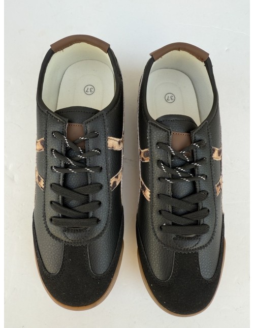 Deportiva Ámbar Negra