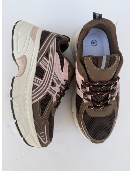 Deportiva Max Marrón