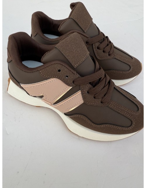 Deportiva New Marrón