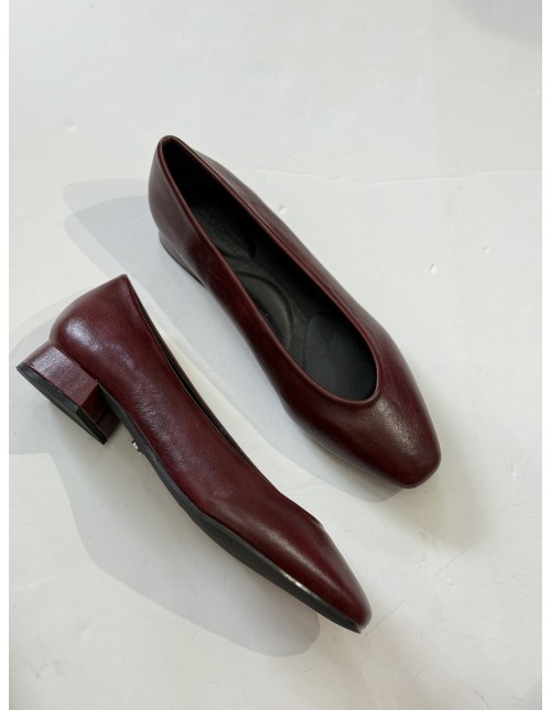 Manoletina Pepa Borgoña