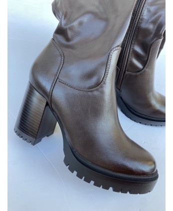 Bota Aruba Marrón 2