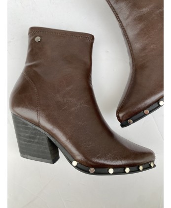 Botín Tachas Marrón 2