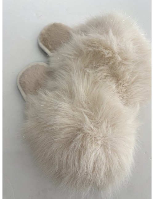 Zapatilla peluche Beige