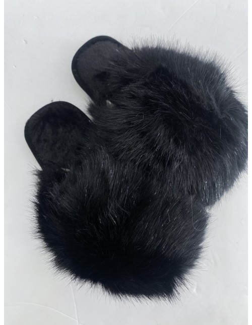 Zapatilla peluche negra