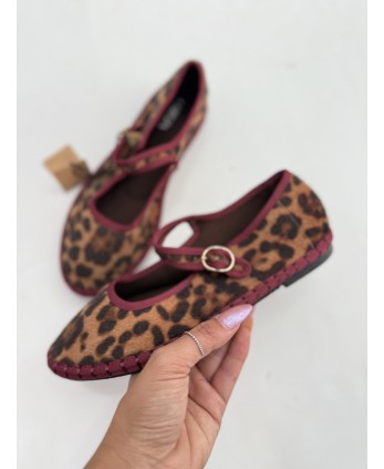 Manoletina Praga Leopard 2