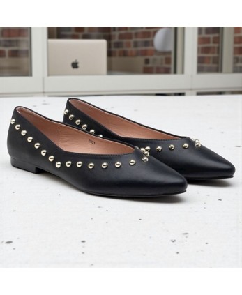 Manoletina Tachuelas Negra 2