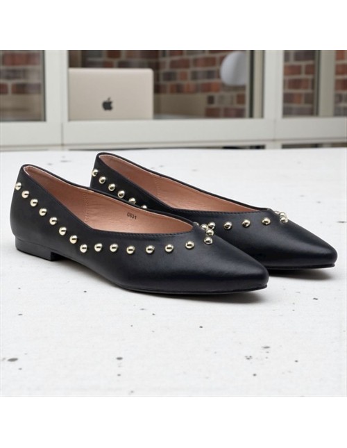 Manoletina Tachuelas Negra