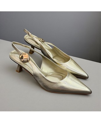 Tacón Broche Dorado