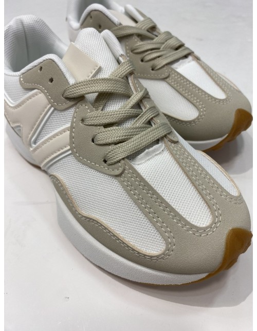 Deportiva New Beige Claro