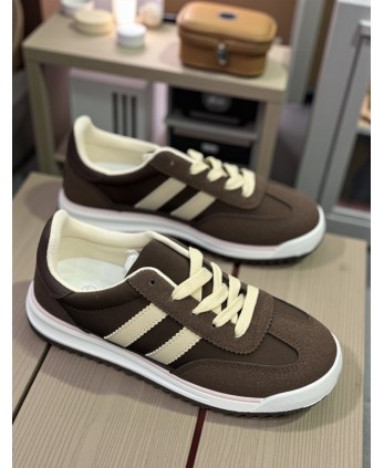 Deportiva Maite Marrón