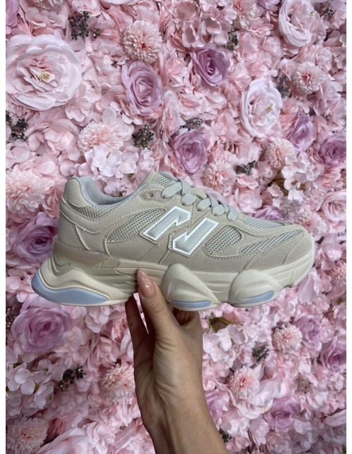 Deportiva Claudia Beige