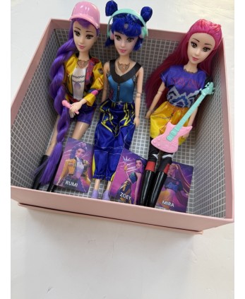 Caja 3 muñecas k-pop 2