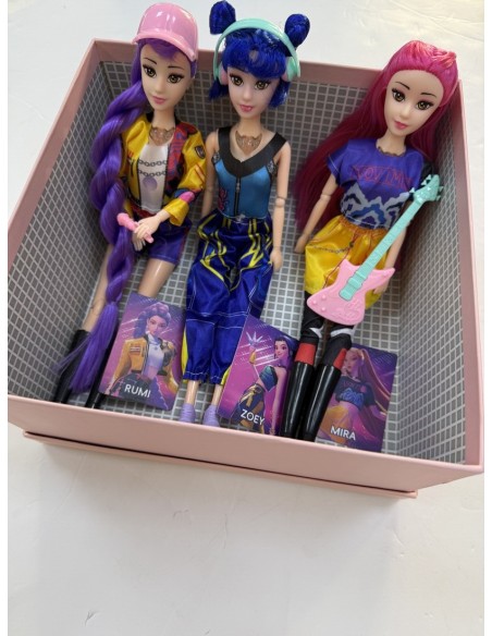 Caja 3 muñecas k-pop