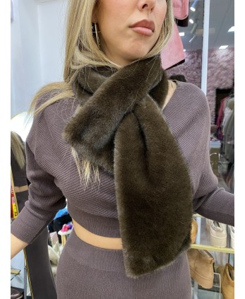 Estola marrón chocolate