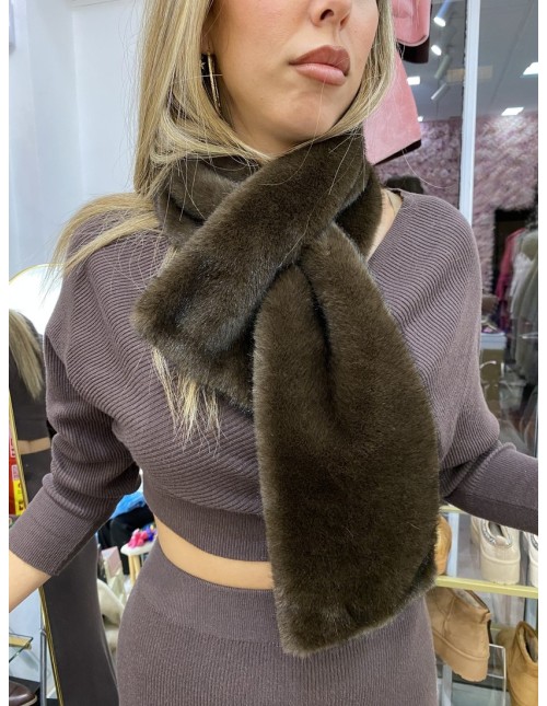 Estola marrón chocolate
