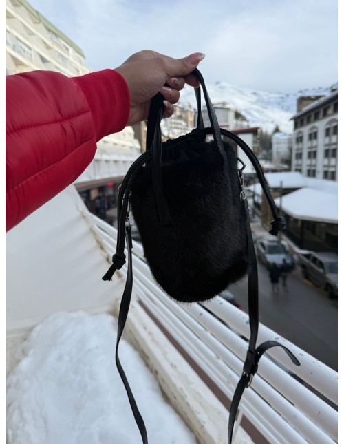 Bolso peluche negro