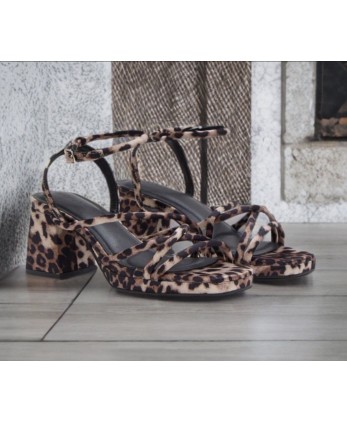 Tacón Val Leopardo